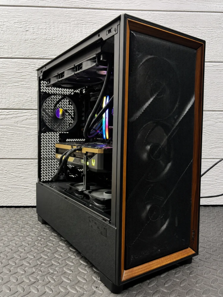 Featured SymphonyPC gaming PC 1