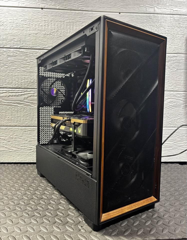 Gaming PC – RTX 5090 32GB – Ryzen 7 9800X3D – 64GB DDR5 – PCIe 5.0 – WiFi 7