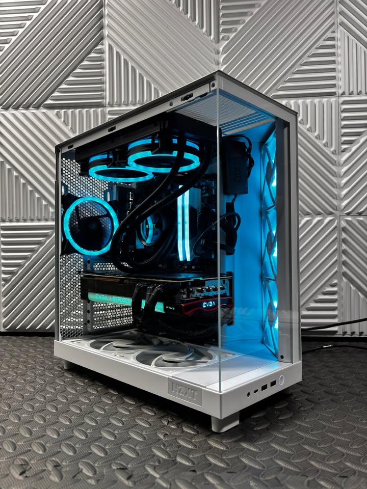 White RGB Gaming PC – Ryzen 5 7600 / RTX 3080 FTW3 Ultra / 32GB DDR5
